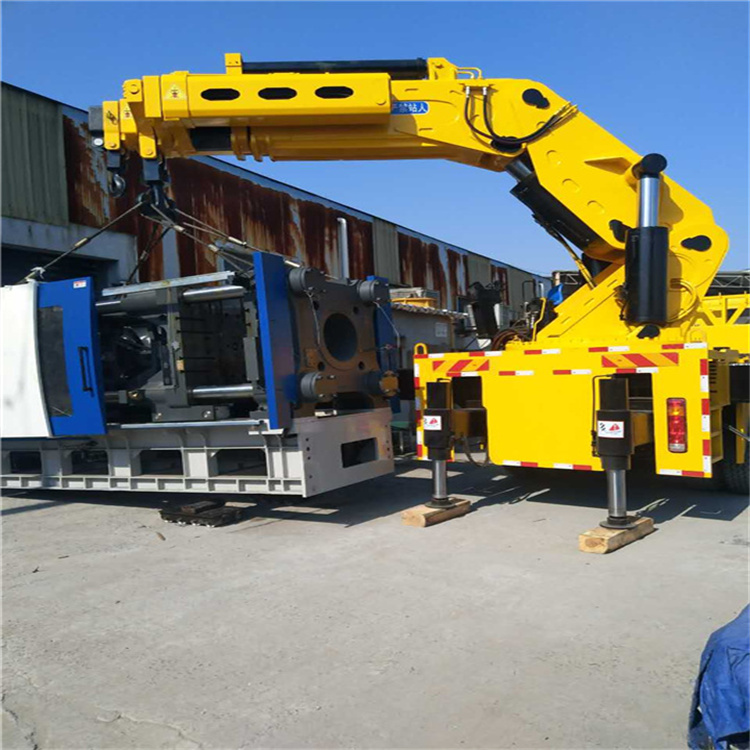 望江县 大吨位折臂吊出租费用解析：一小时租赁多少钱