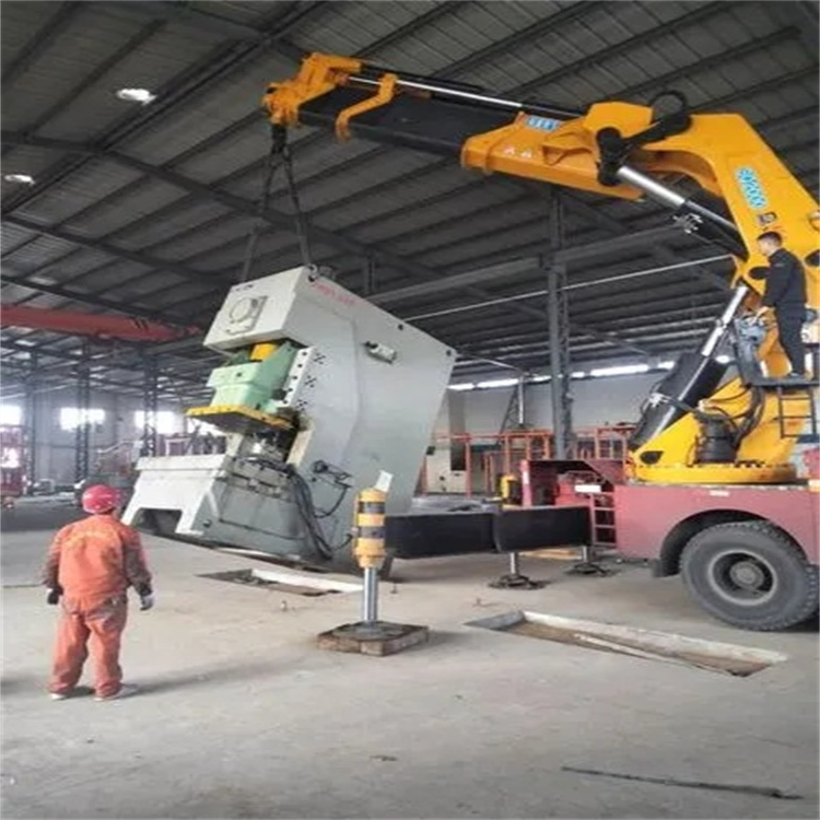 望江县80吨折臂吊车出租附近电话