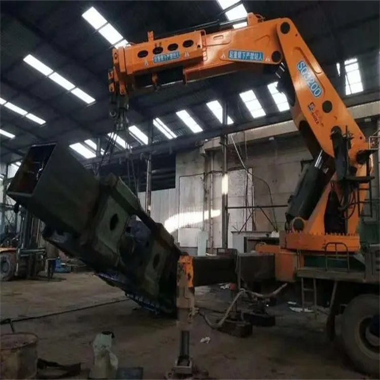 望江县130吨折臂吊车出租吊机租赁附近电话